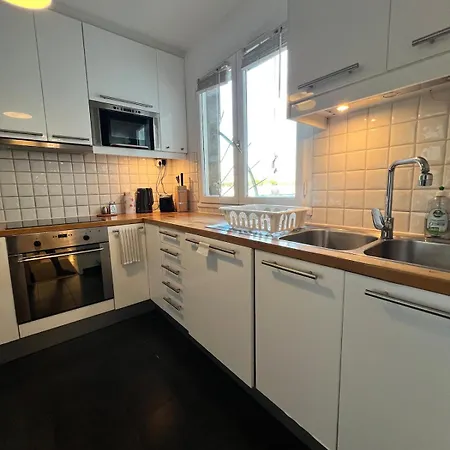 Spacious 2br Balcony And Ac Charenton-le-Pont