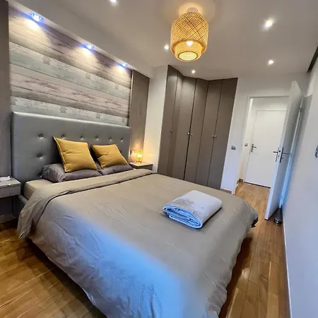 Appartement Spacious 2br Balcony And Ac *