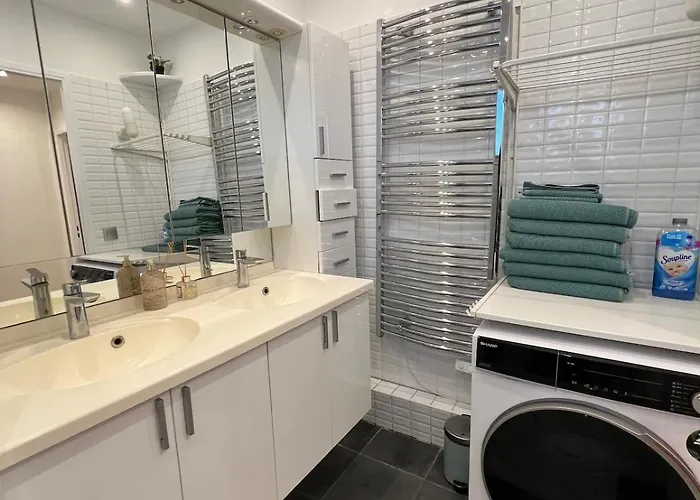 Spacious 2br Balcony&ac * Charenton-le-Pont