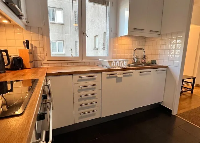 Spacious 2br Balcony&ac *